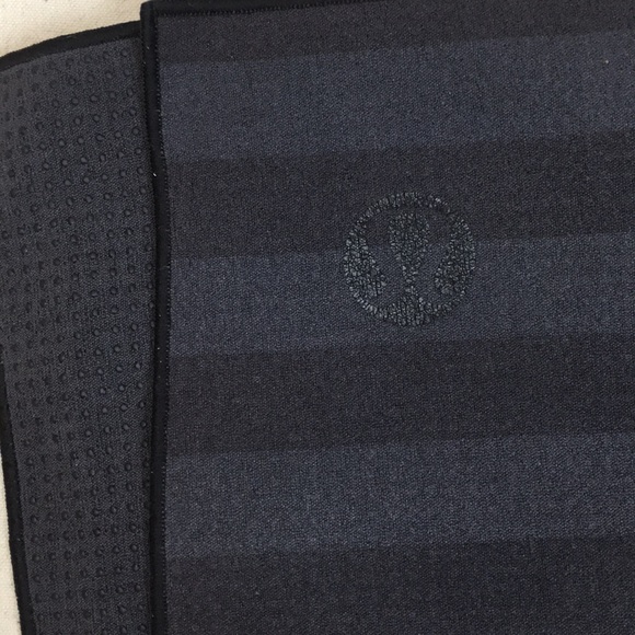 lululemon athletica Other - Lululemon Skidless Yogitoes yoga Mat towel